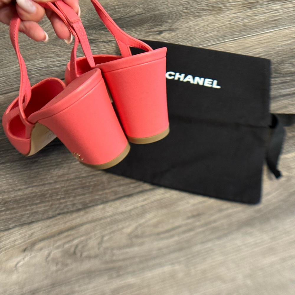 CHANEL Pink Leather Classic Slingback Heels - Size 37.5 C - Picture 7 of 10